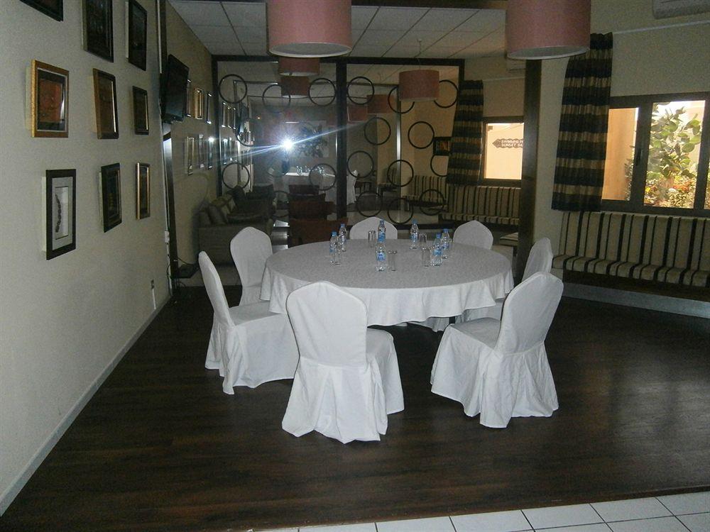 Les Acacias Hotel Djibouti Djibouti City Esterno foto